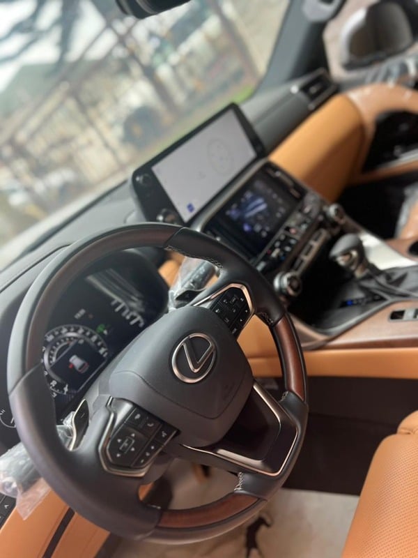 Lexus LX 570 2020